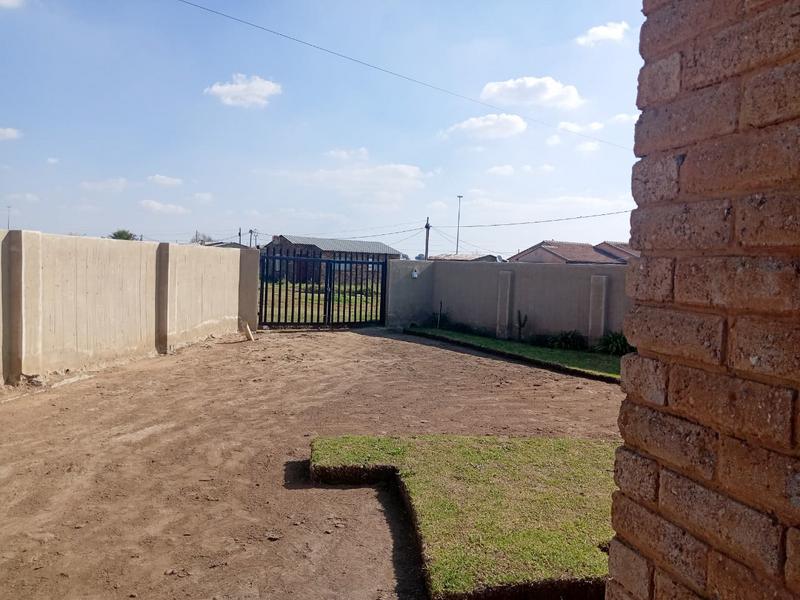 2 Bedroom Property for Sale in Zamdela Free State